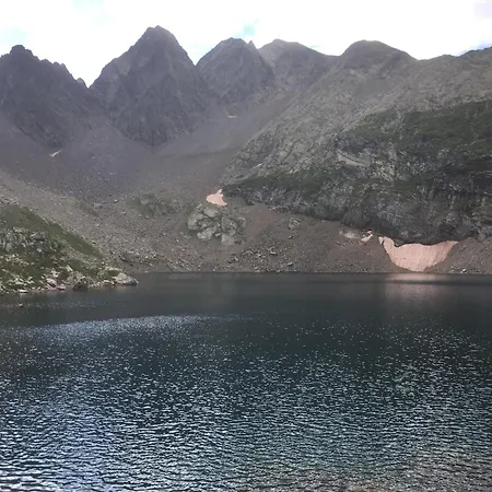 Un Jardin Au Coeur De Luchon Apartman Bagnères-de-Luchon