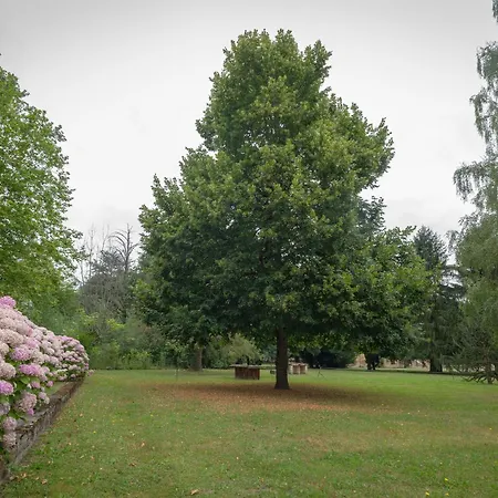 Apartman Un Jardin Au Coeur De Luchon Bagnères-de-Luchon