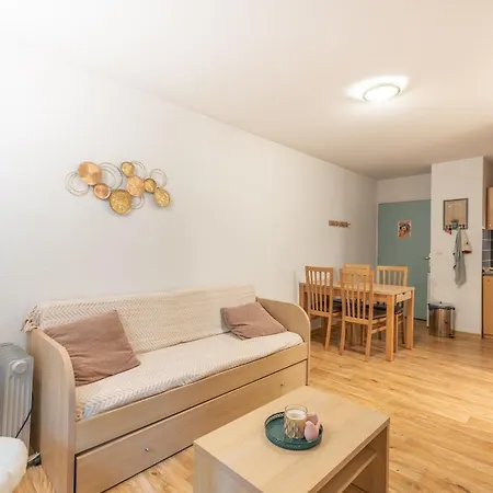 Appartement Un Jardin Au Coeur De Luchon *
